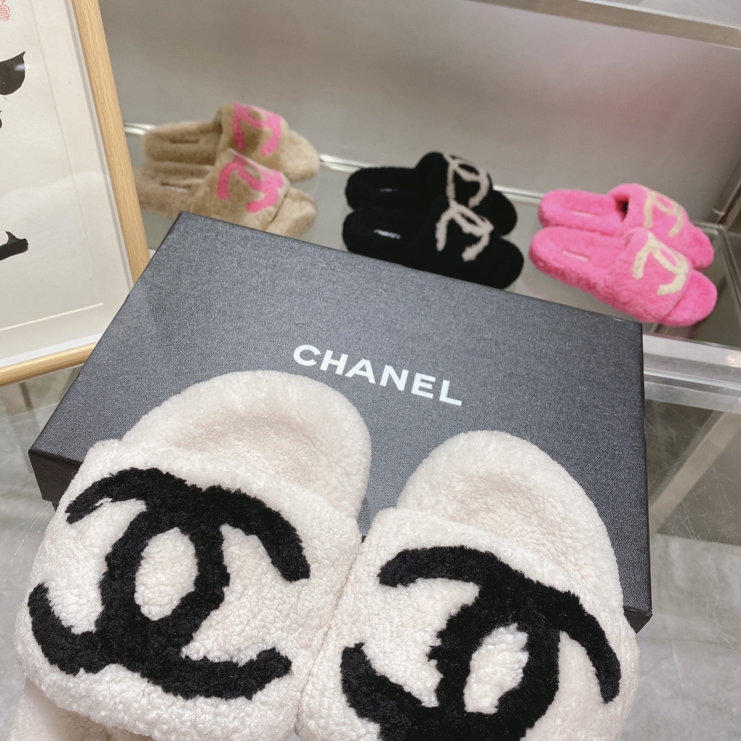 CHANEL