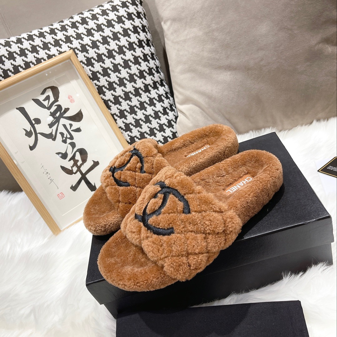 CHANEL