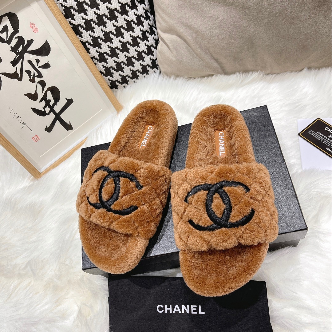 CHANEL