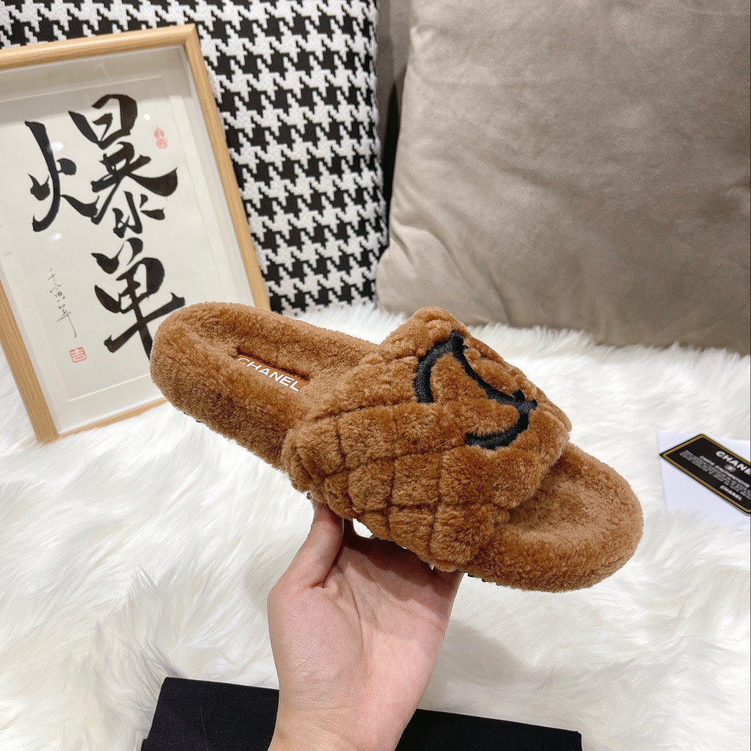 CHANEL