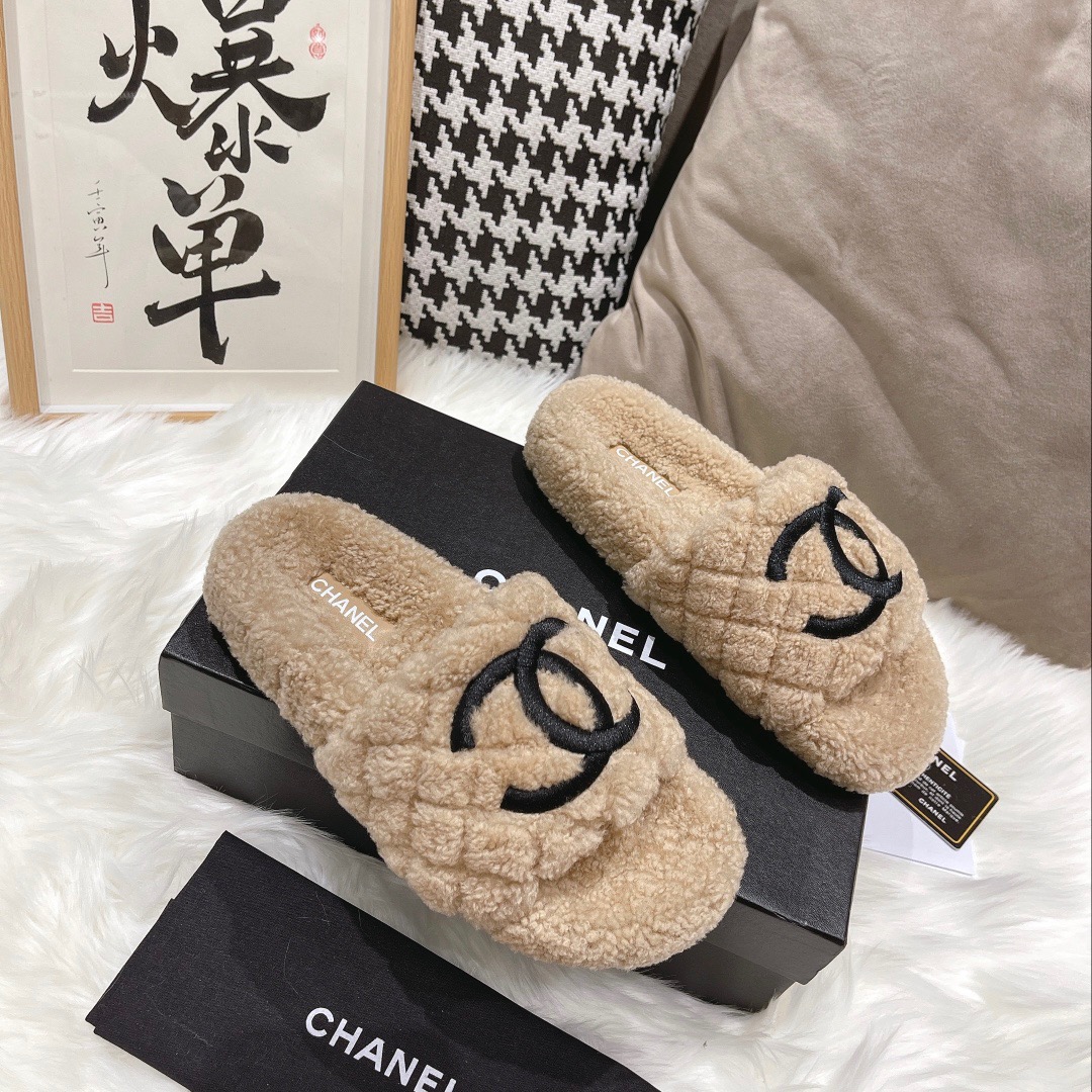 CHANEL