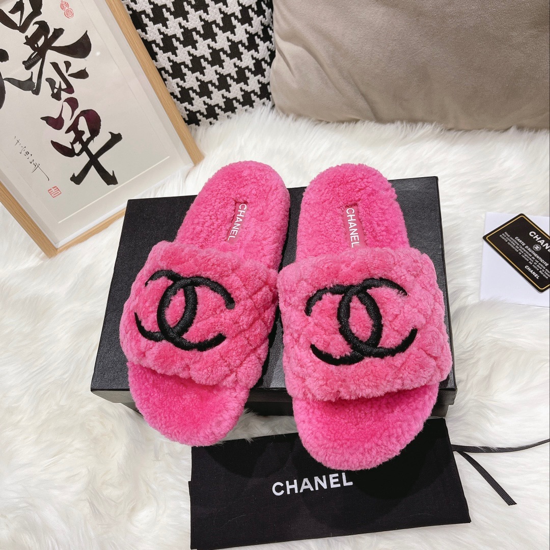 CHANEL