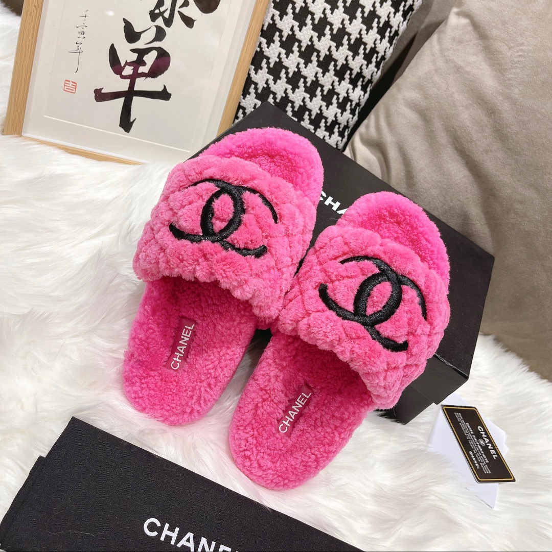 CHANEL