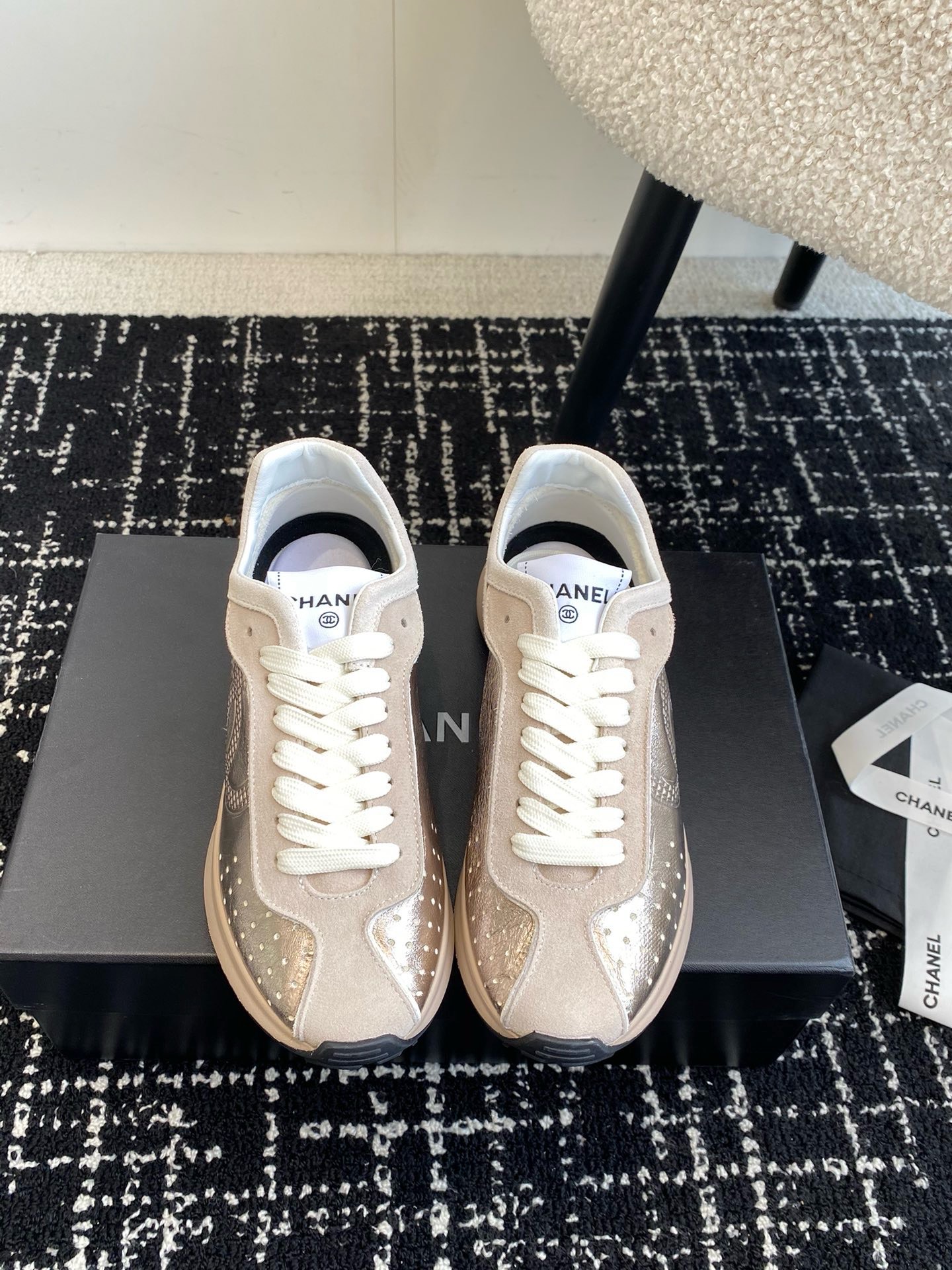 CHANEL