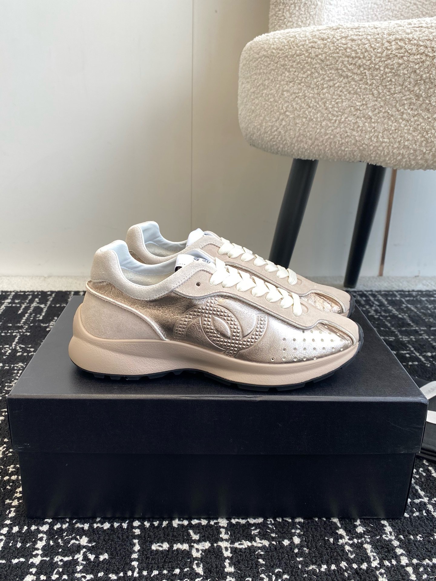 CHANEL