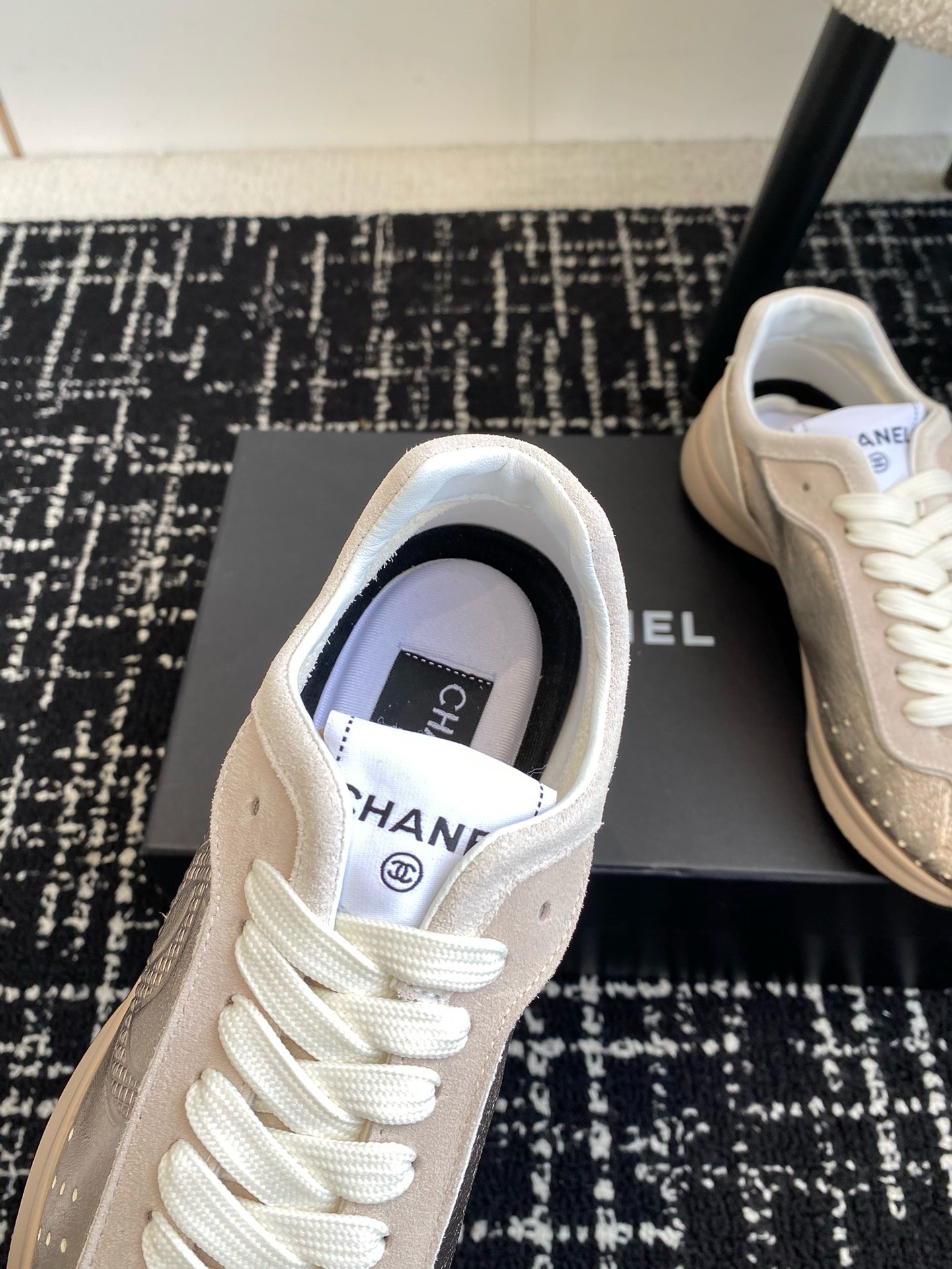 CHANEL