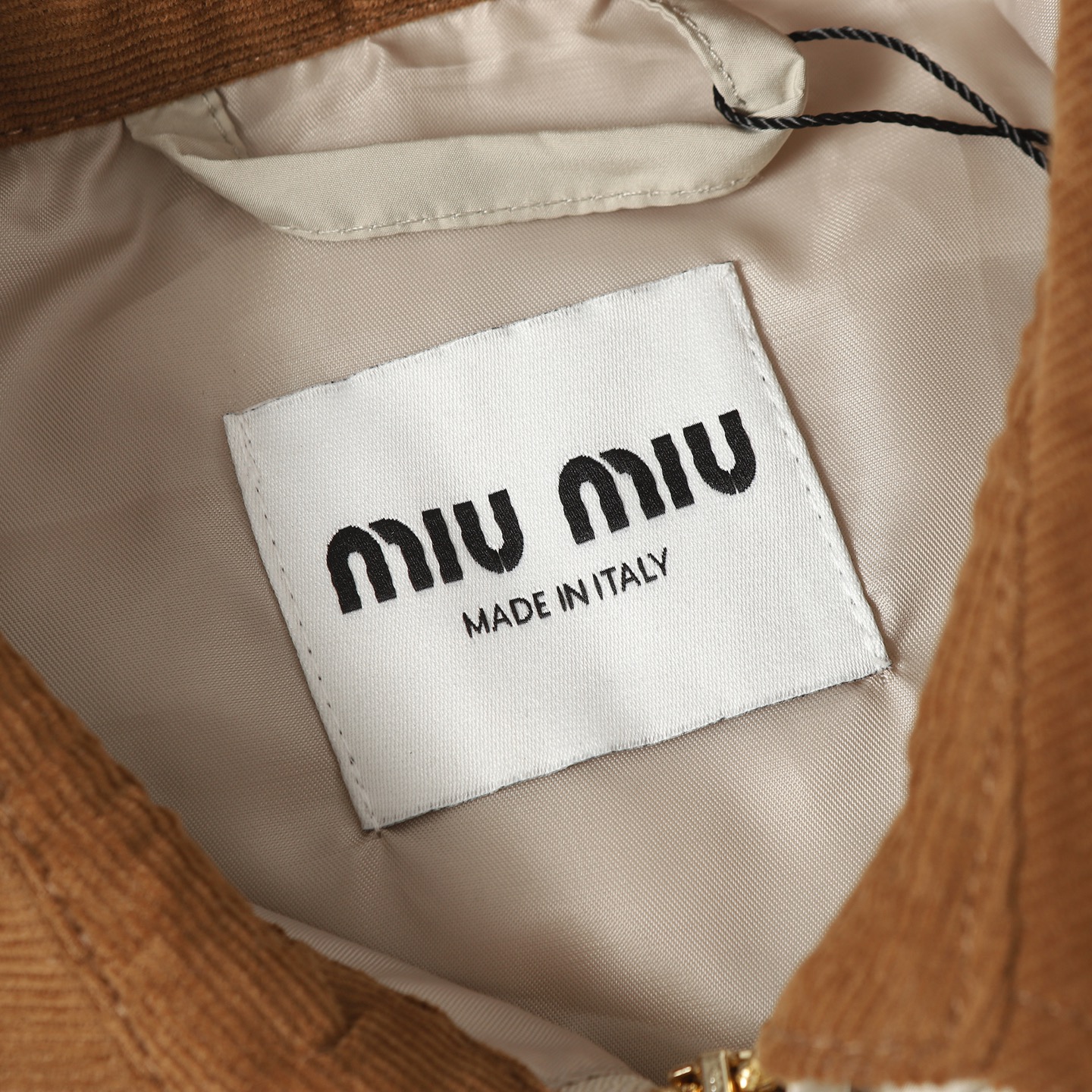 MIUMIU