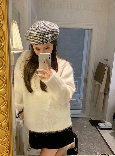 MIUMIU