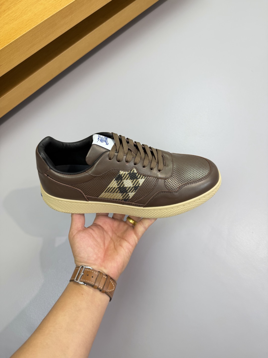 BURBERRY