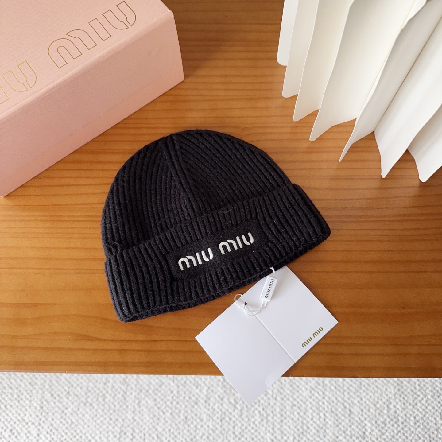 MIUMIU