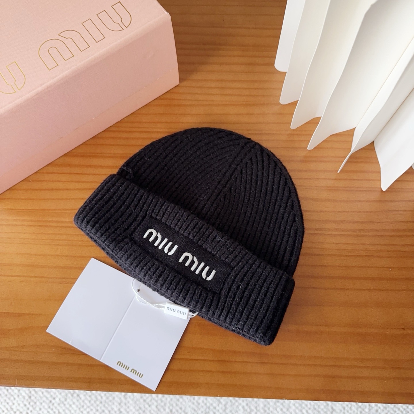 MIUMIU