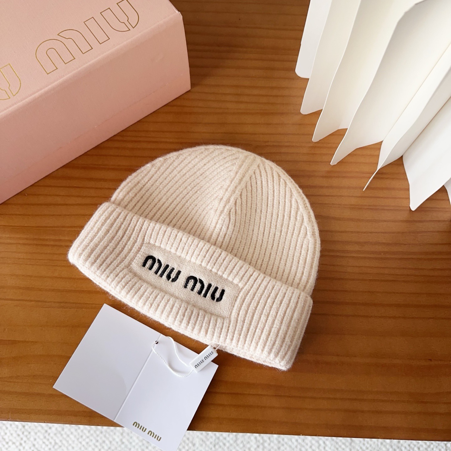 MIUMIU