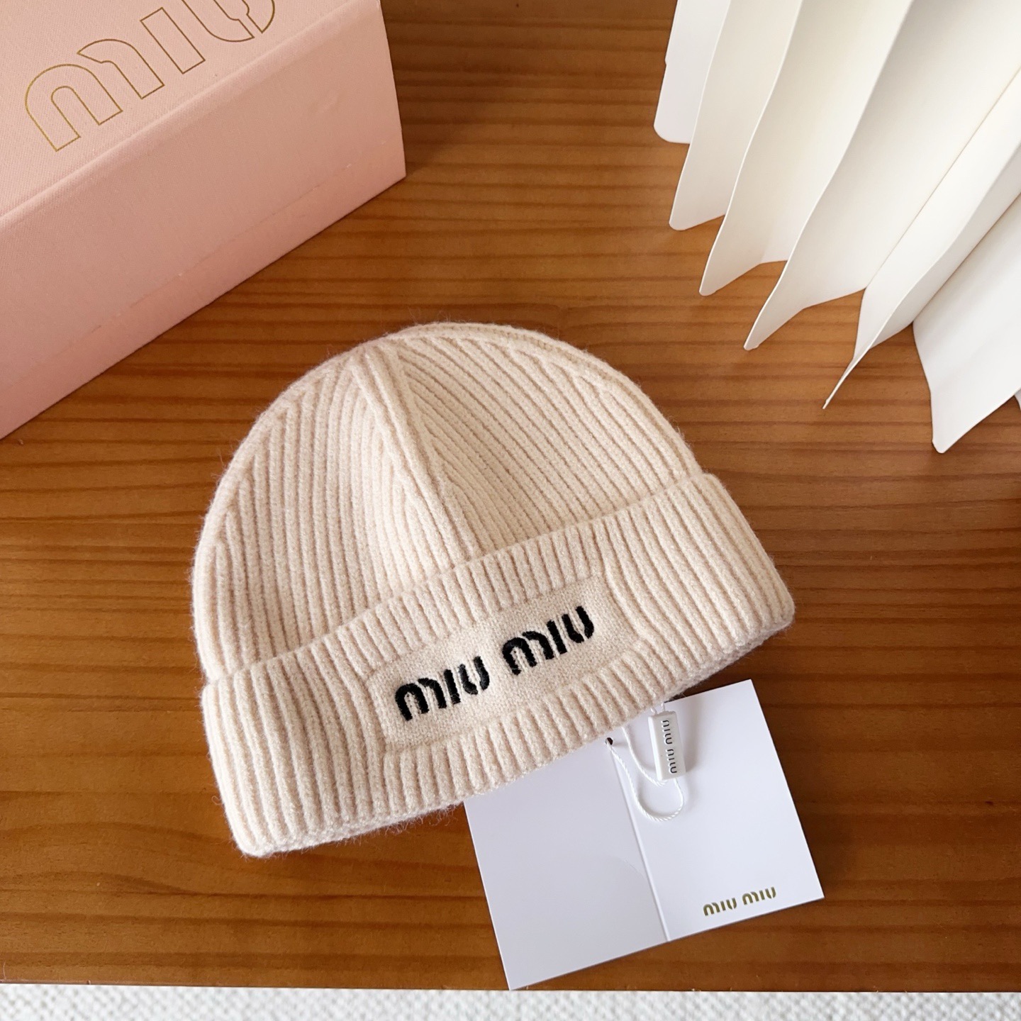 MIUMIU