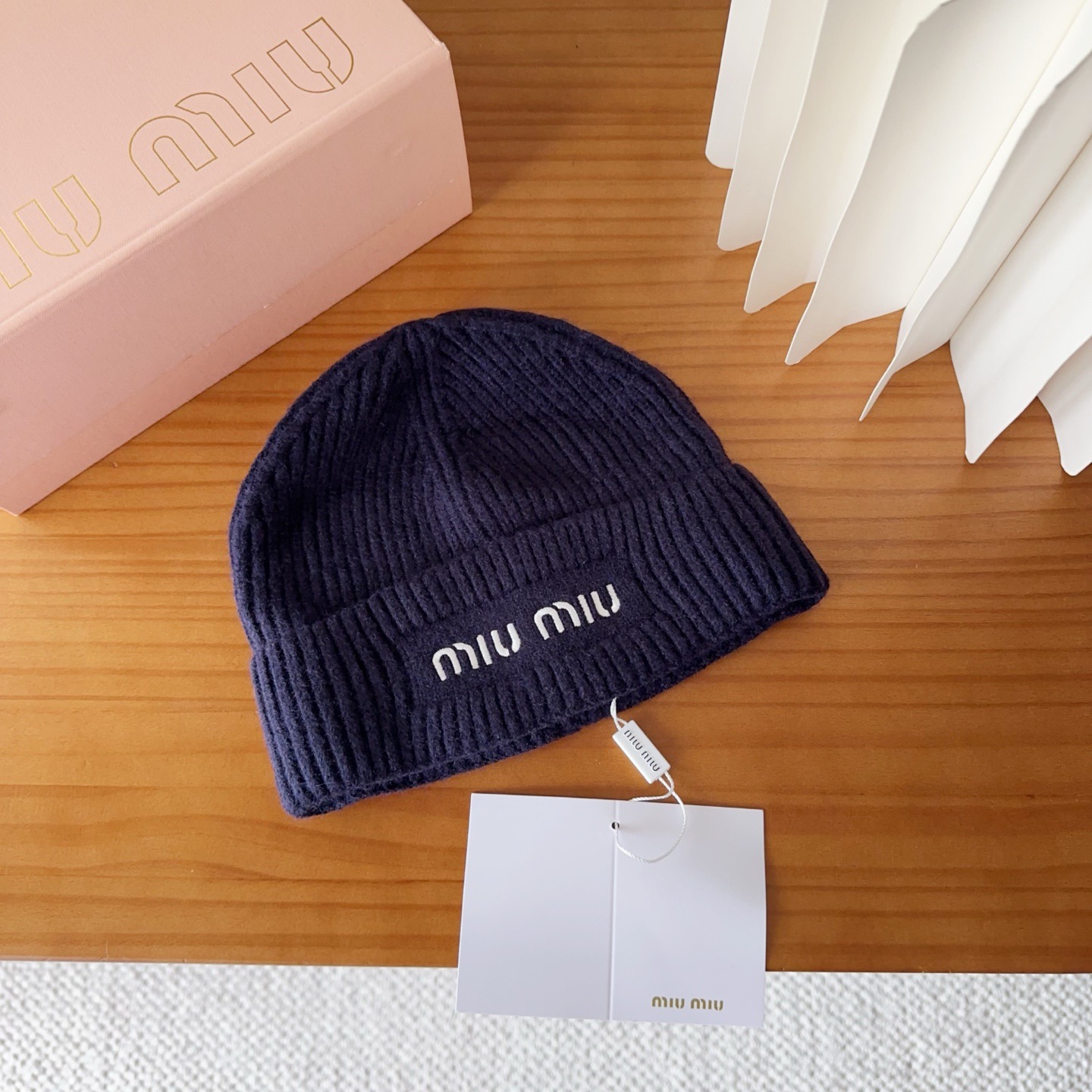 MIUMIU