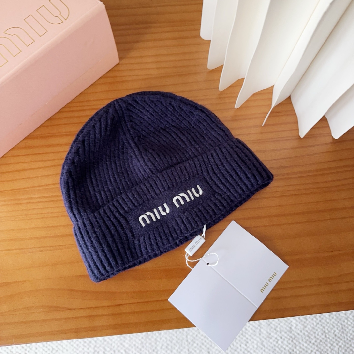 MIUMIU