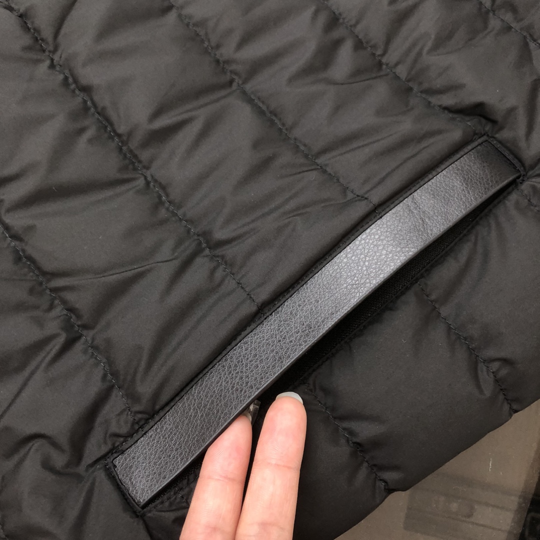 MONCLER