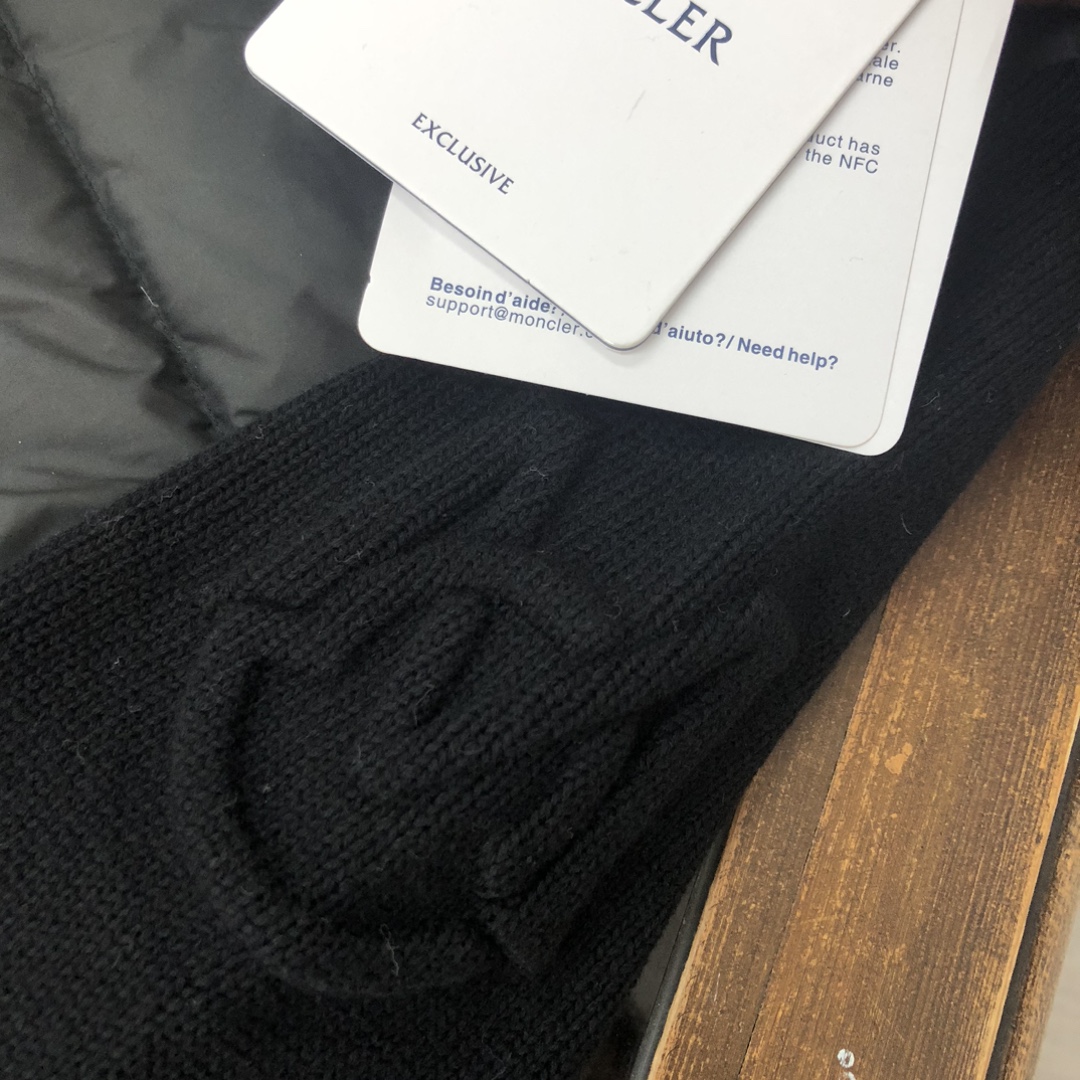 MONCLER