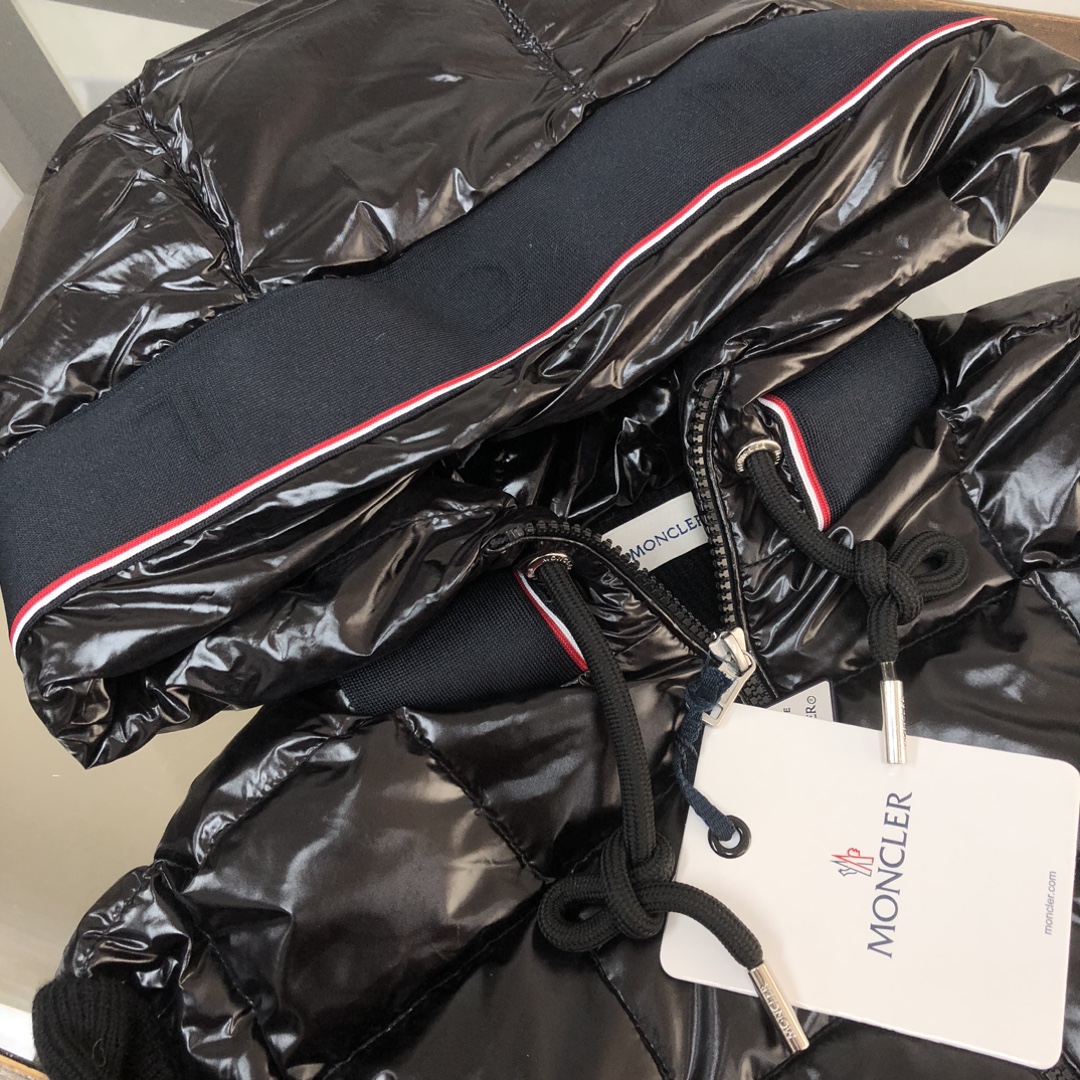 MONCLER