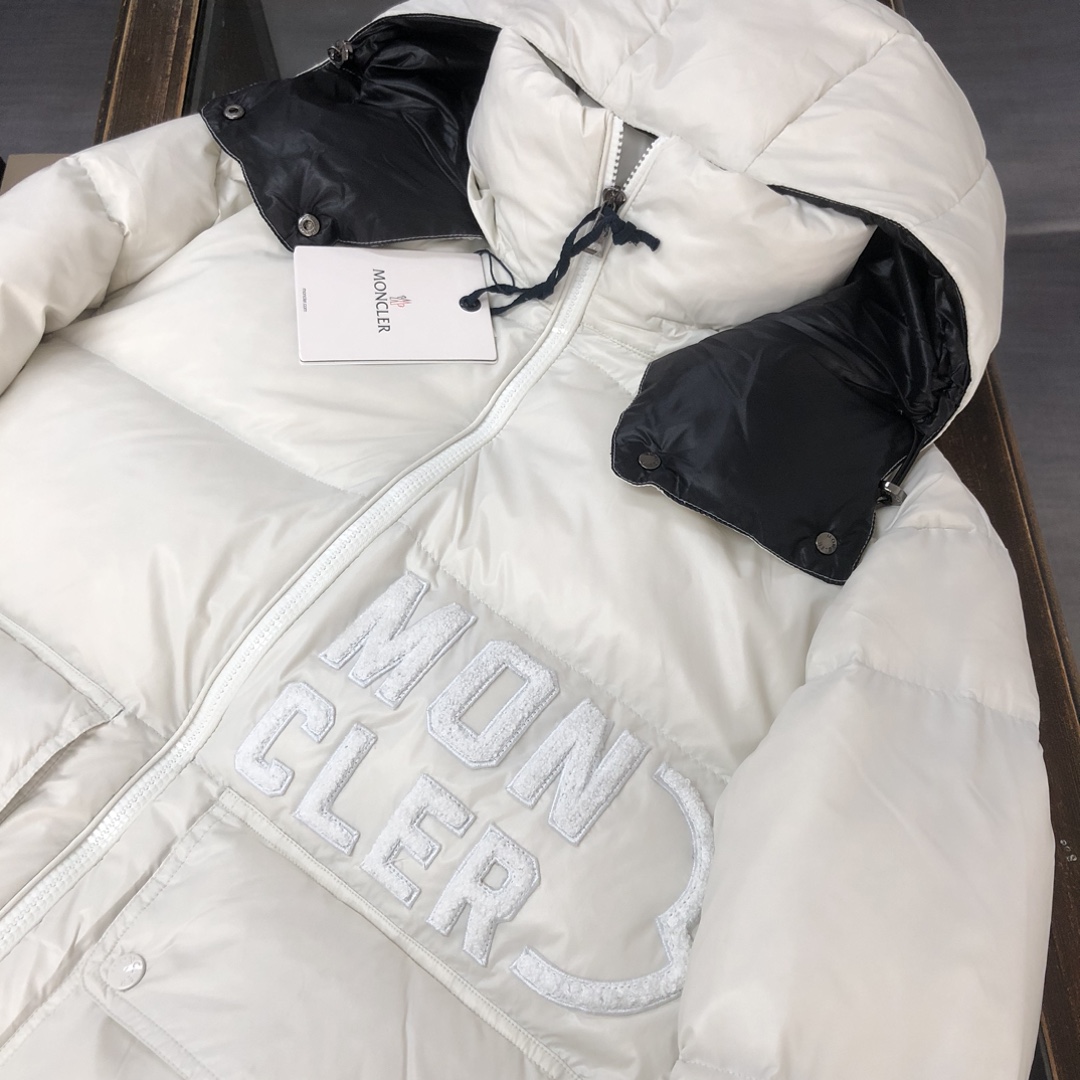 MONCLER