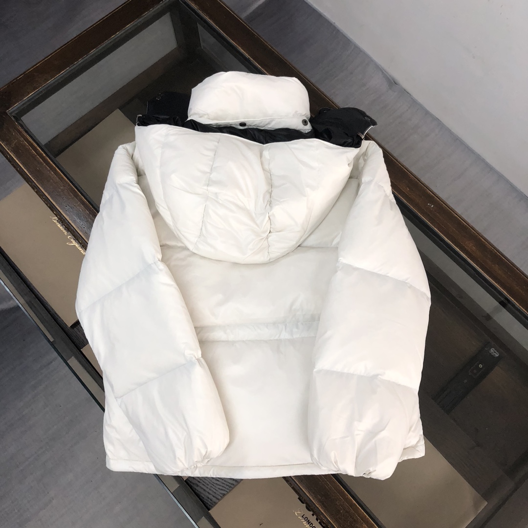 MONCLER