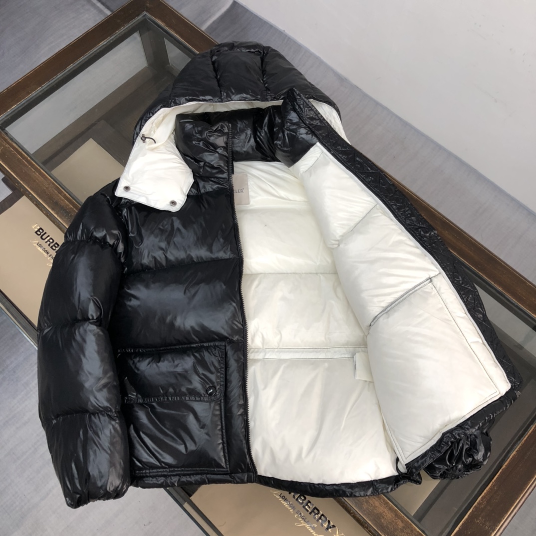 MONCLER