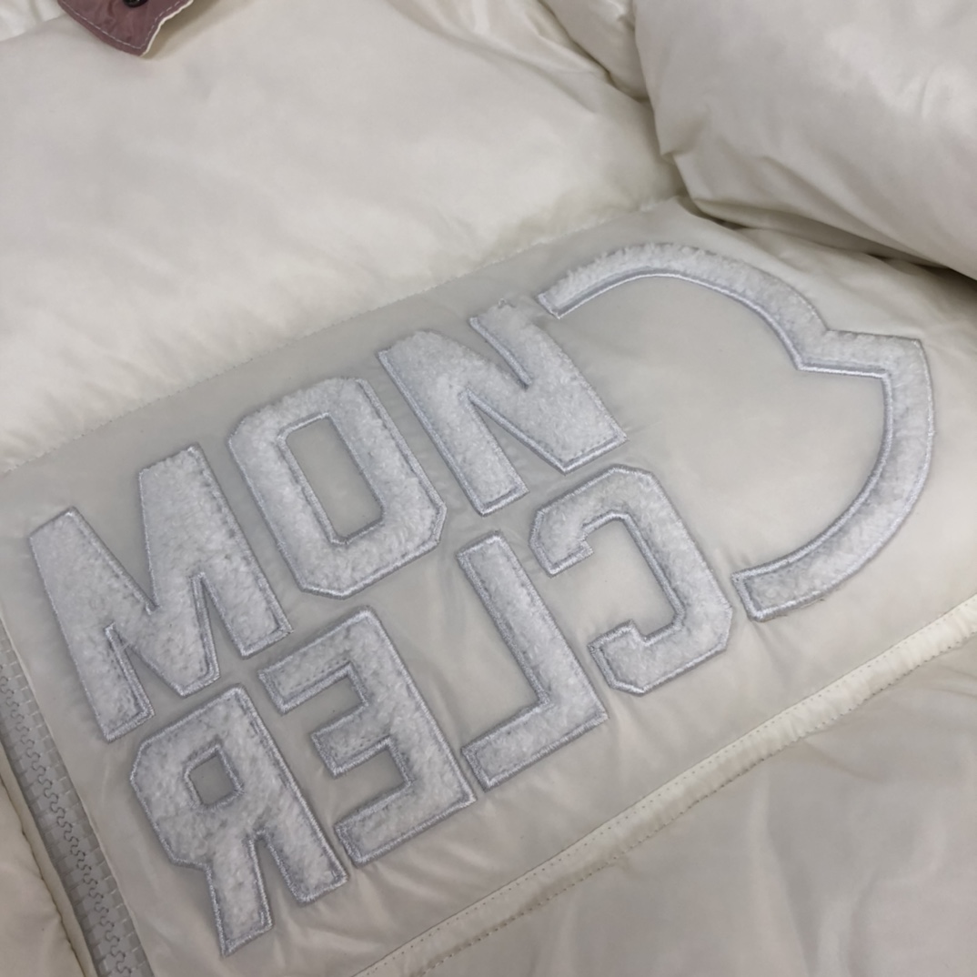 MONCLER