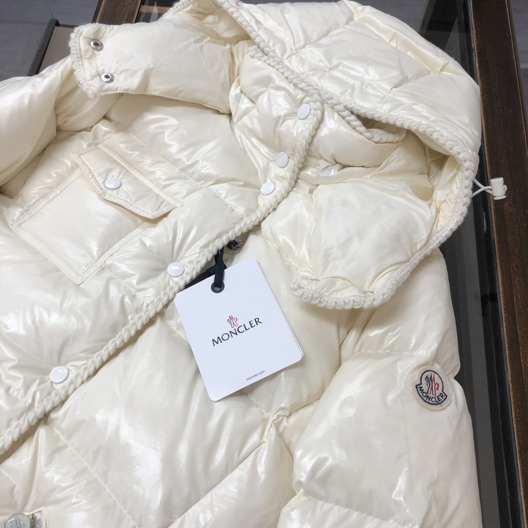 MONCLER