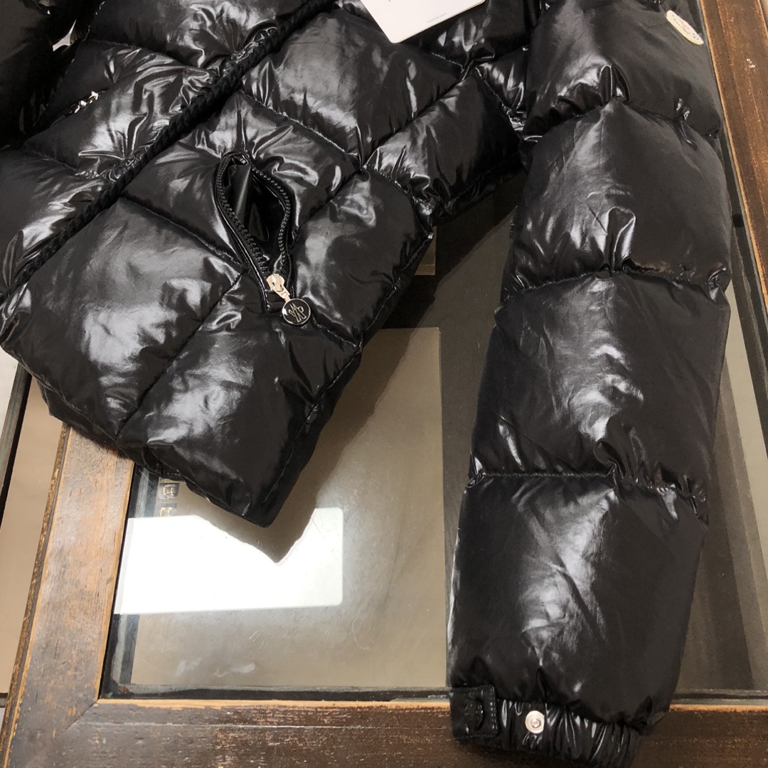 MONCLER