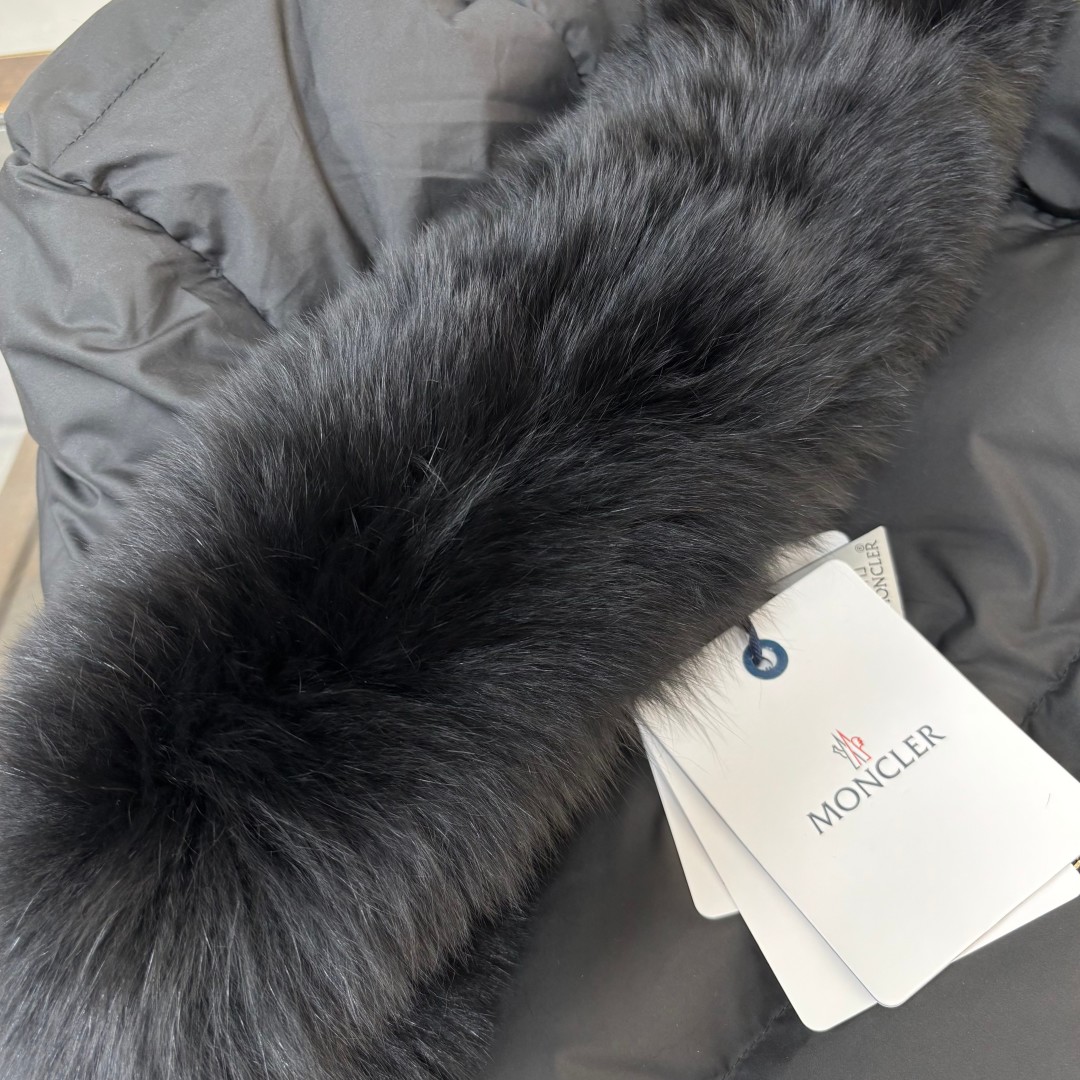 MONCLER