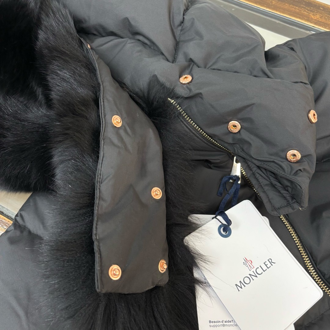 MONCLER