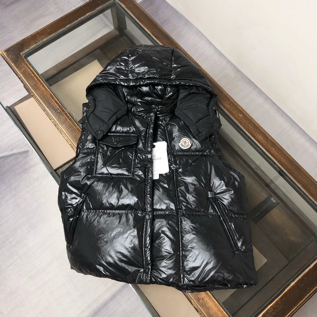 MONCLER