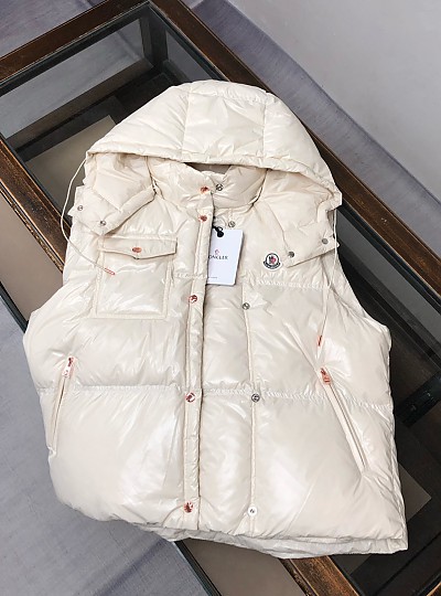 MONCLER