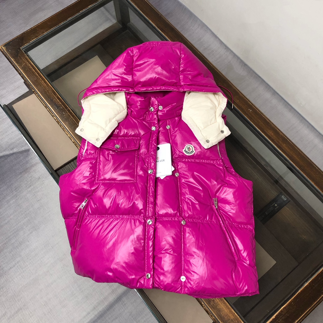 MONCLER