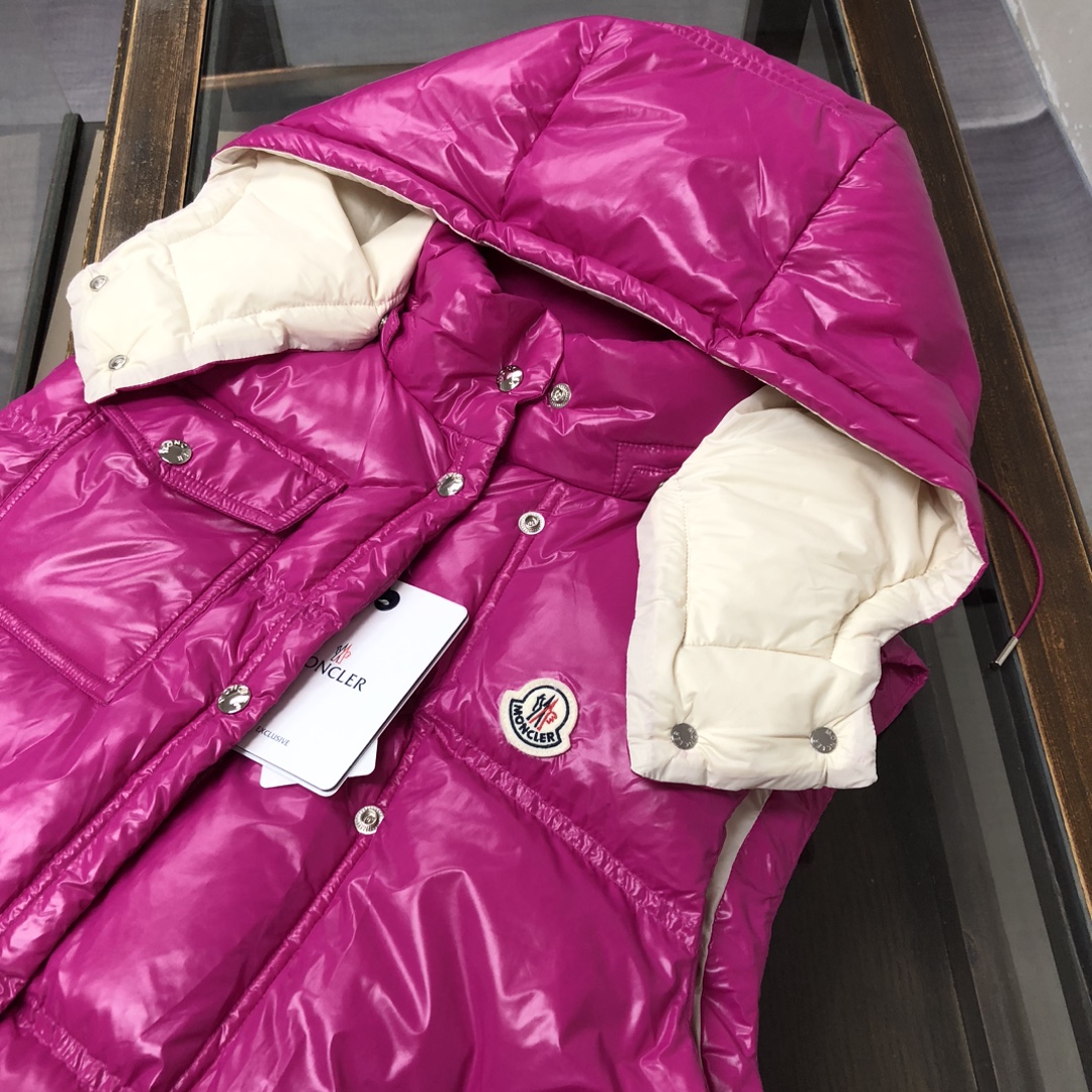 MONCLER