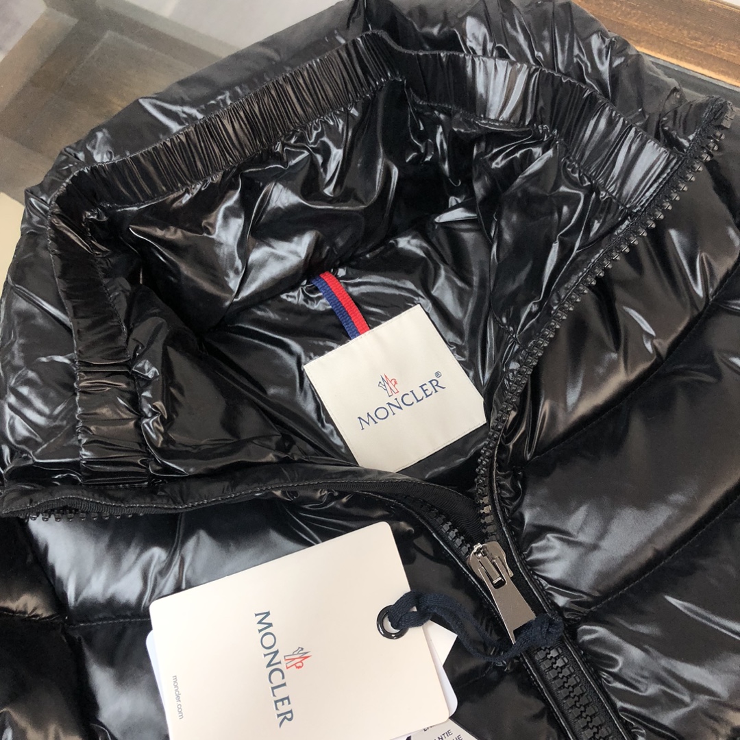 MONCLER