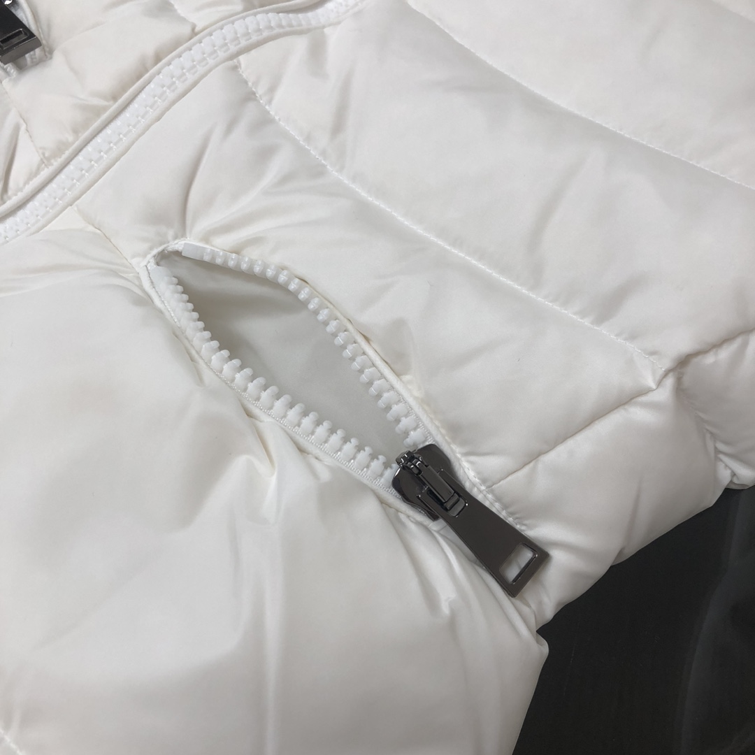MONCLER