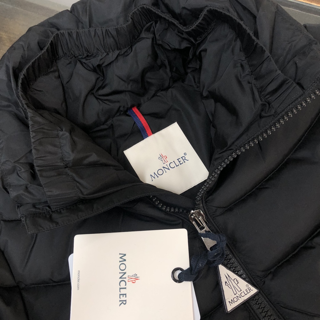 MONCLER