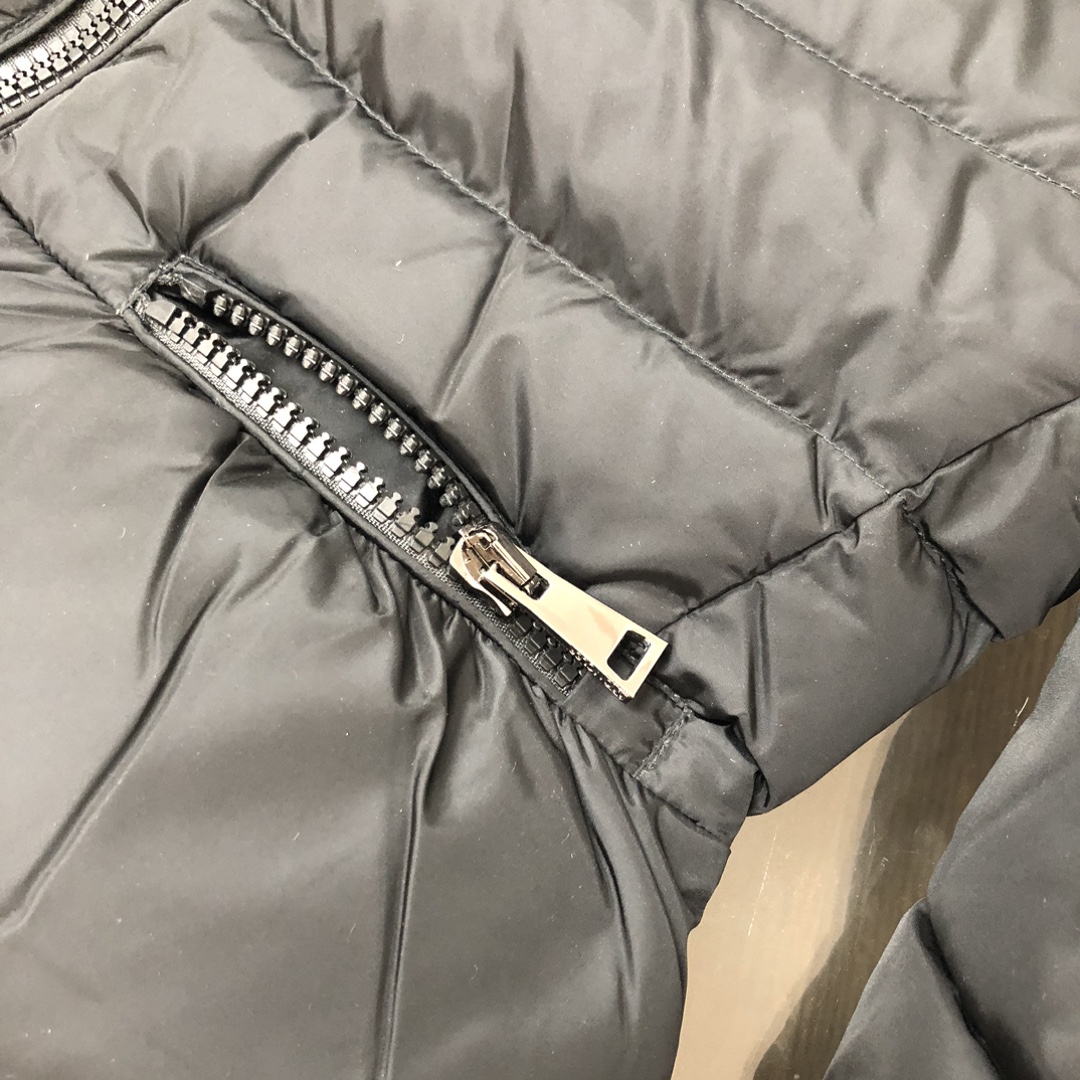 MONCLER