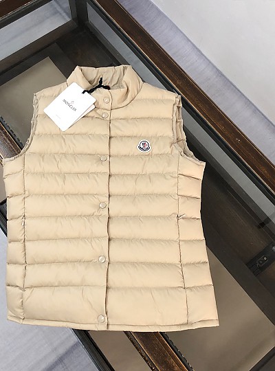MONCLER
