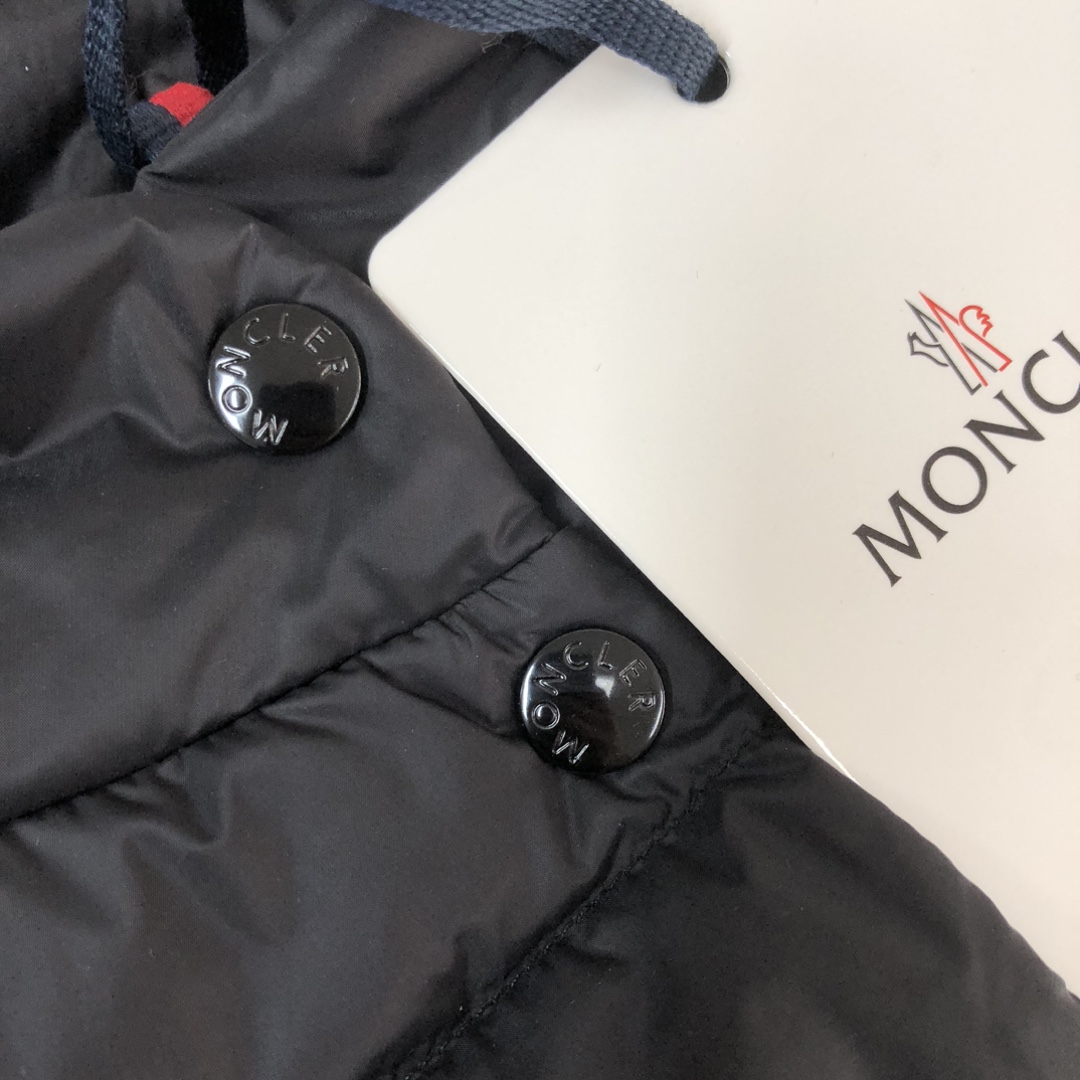 MONCLER
