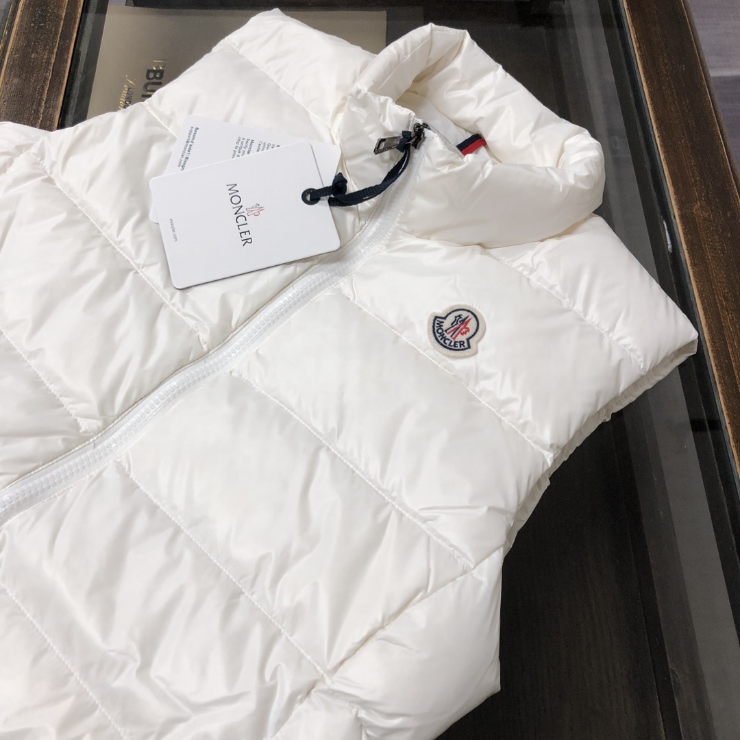 MONCLER